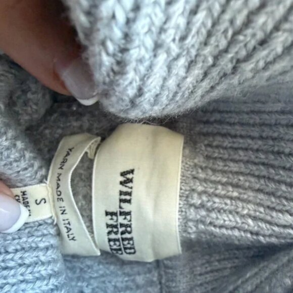 Aritzia Wilfred Grey Wool Sweater Small - Picture 2 of 3